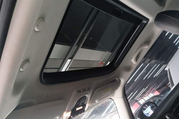 Used MINI MINI 2023 Updated 1.5T COOPER Artist