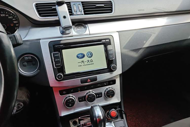 Used Volkswagen FAW-Volkswagen CC 2015 1.8TSI Luxury Model
