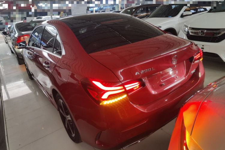 Used Mercedes-Benz A-Class 2022 Revised Version A 200 L Sport Sedan Fashionable Style
