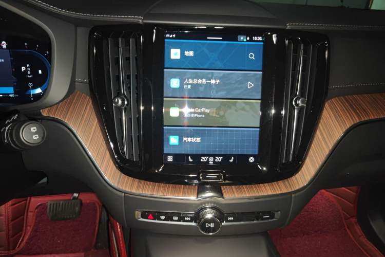 Used Volvo XC60 2022 B5 4x4 Smart Luxury Edition