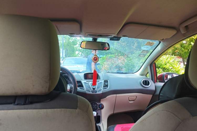 Used Ford Fiesta 2012 Hatchback 1.5L Manual Dynamic Limited Edition
