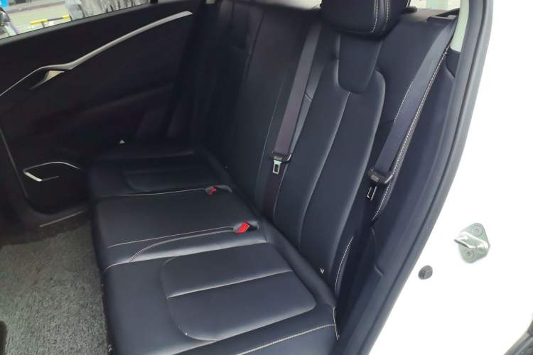 Used NETA U 2023 NETA U-Ⅱ 400 U Show Edition – Lithium Iron Phosphate
