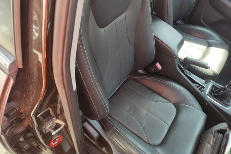 Used Geely Auto Emgrand 2016 Sedan 1.5L Manual Upward Edition
