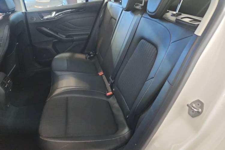 Used Ford Focus 2021 Hatchback EcoBoost 180 Automatic Titanium Edition