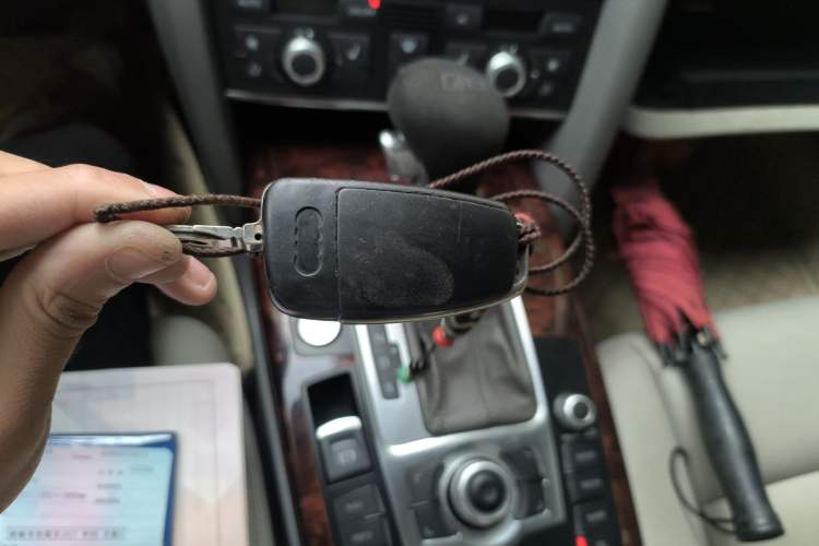 Used Audi A6L 2011 2.4L Comfort Edition Vehicle Key