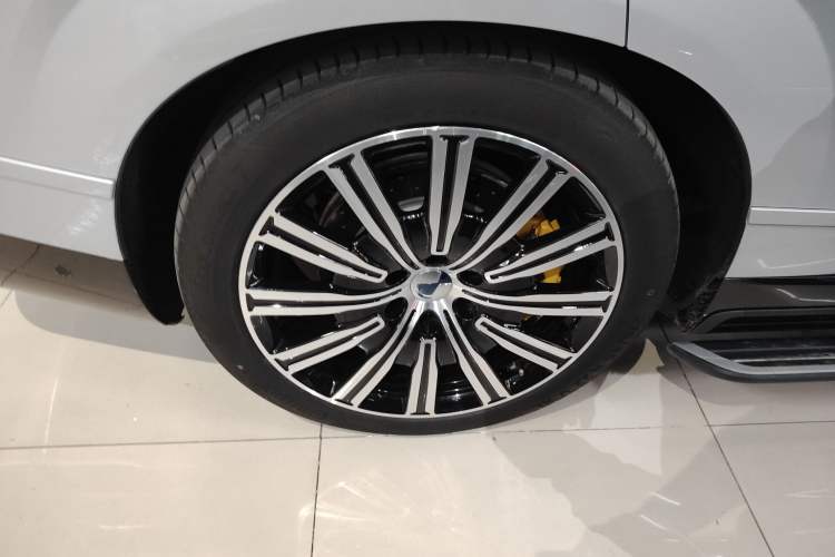 Used Denza N9 2025 Flagship Model