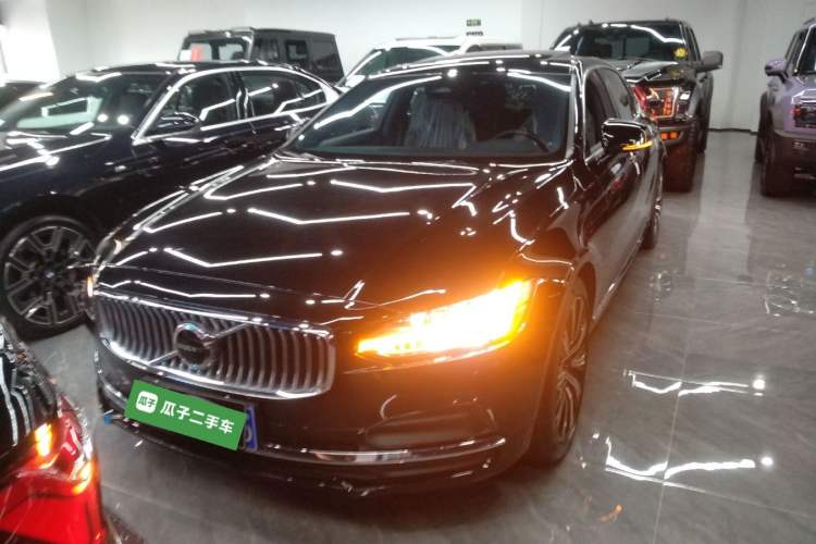 Used Volvo S90 2024 B5 Zhiyuan Luxury Edition
