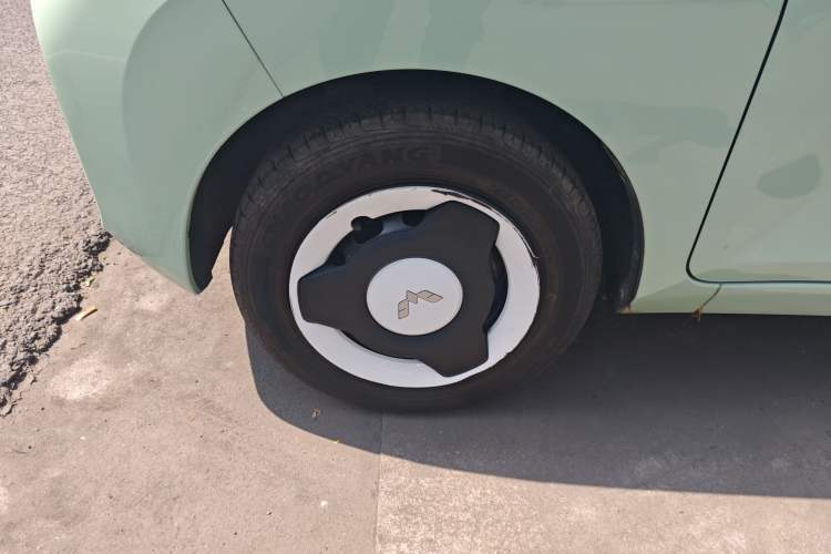 Used Wuling Hongguang MINIEV 2021 Macaron Premium Model – Lithium Iron Phosphate