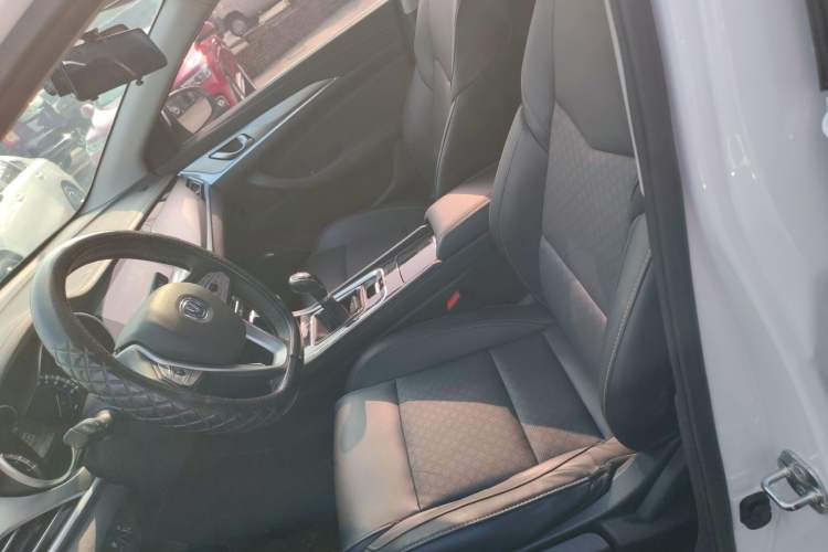 Used Changan Eado 2019 High-Energy Edition 1.6L GDI Manual Pioneer Model China VI Standard
