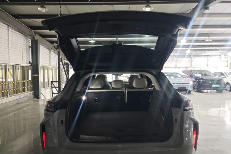 Used EXEED Stellar C-DM 2024 1.5T Long-Range Pro
