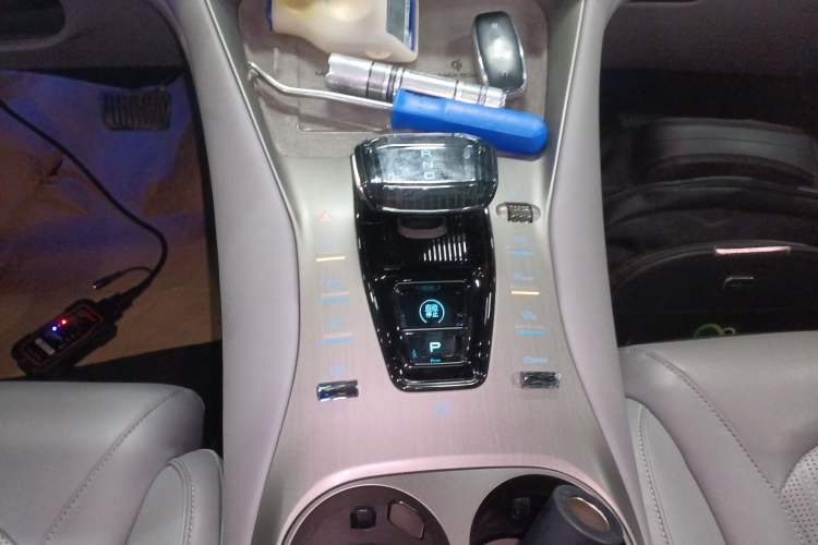 Used Denza N7 2023 Long-Range Performance Max Edition Gear Lever