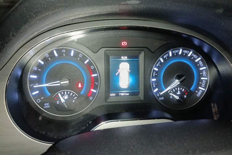 Used Haval H2 2018 Red-Label 1.5T Manual Two-Wheel Drive Elite Model Instrument Cluster