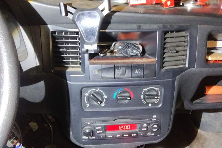 Used Wuling Zhiguang 2013 1.0L Practical Version