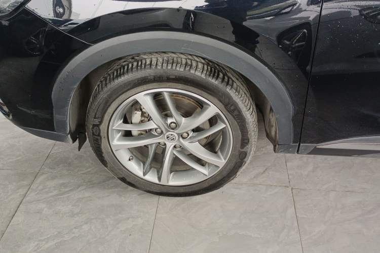 Used MG HS 2018 20T Automatic Two-Wheel Drive Hormone Passion Edition China V Standard
