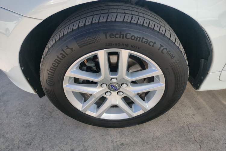 Used Volvo XC60 2017 T5 Smart Upgrade Edition