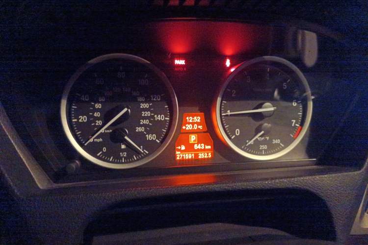 Used BMW X6 2011 xDrive35i Instrument Cluster