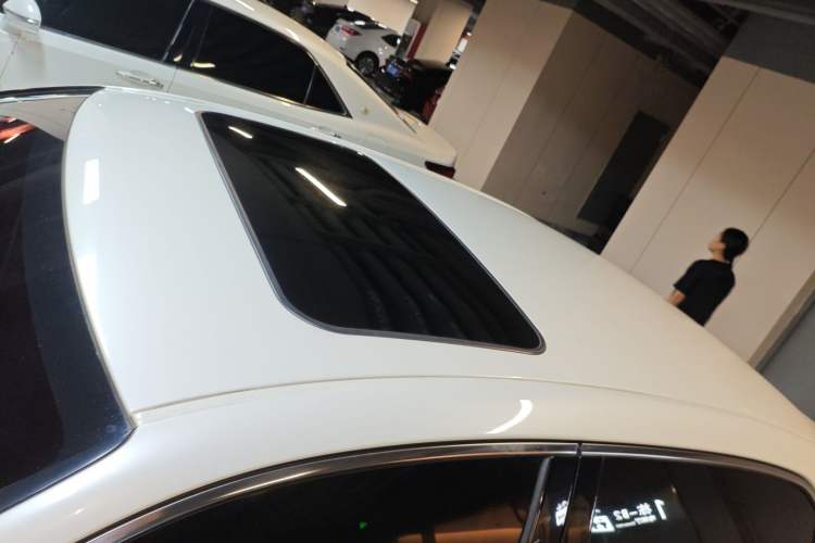 Used Toyota Crown 2015 2.0T Fashion Edition
