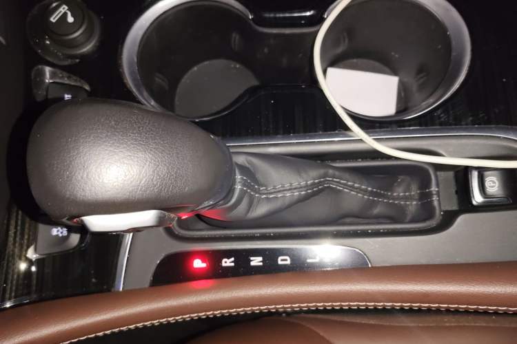 Used Buick Envision 2020 28T Four-Wheel Drive Elite Version Gear Lever