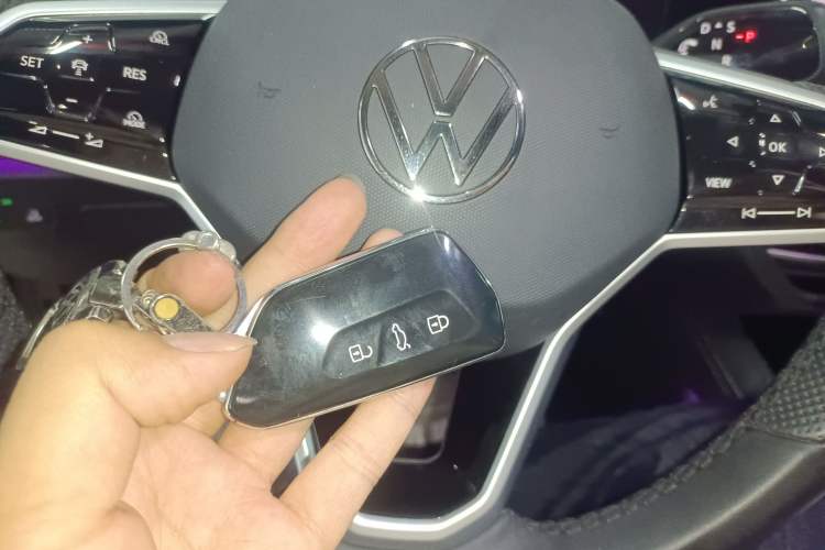 Used Volkswagen Magotan 2024 380TSI DSG Ultimate Edition Vehicle Key