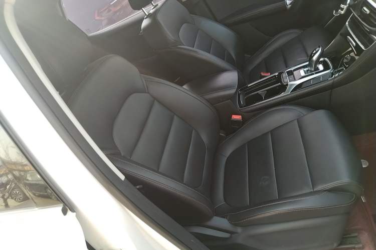 Used MG HS 2019 20T Automatic Two-Wheel Drive Luxury Edition China VI Standard