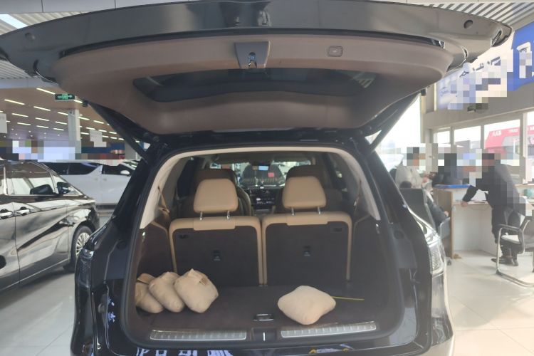 Used Hima AITO M8 2025 Extended-Range Max+ Version 53.4 kWh 6-Seater Edition