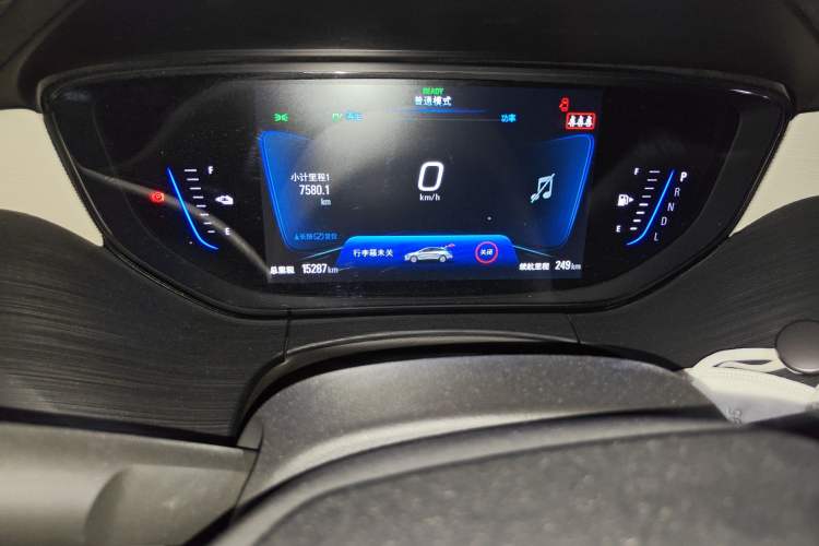 Used Buick Velite 6 2022 Plug-in Hybrid Connected Fashion Model Odometer Close Up