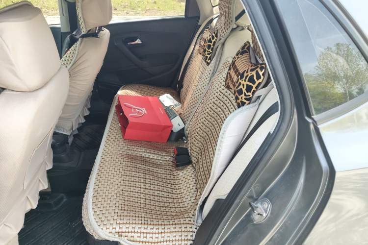 Used Volkswagen Polo 2011 1.6L Manual ZhiShang Edition