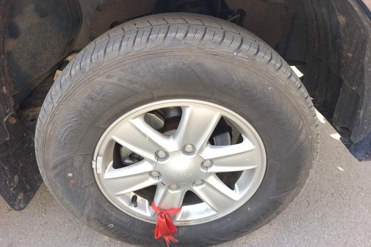 Used Isuzu JLM 2024 Classic 2.8T Diesel Manual Two-Wheel Drive Comfort Version Long Wheelbase
