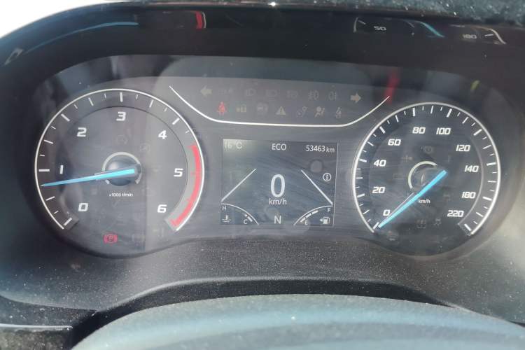 Used Ford Transit Custom 2021 2.2T Automatic Logistics Vehicle Pro Long Wheelbase 7 Seats Mid-Roof China VI Standard
