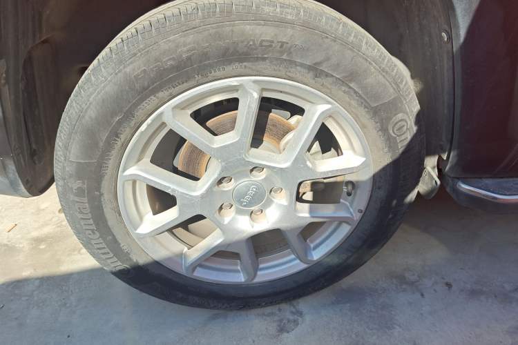 Used Jeep Renegade 2019 220T Automatic Leading Edition