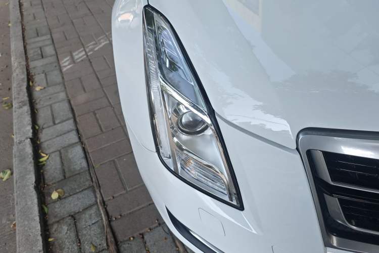 Used Cadillac XTS 2015 28T Comfort Model