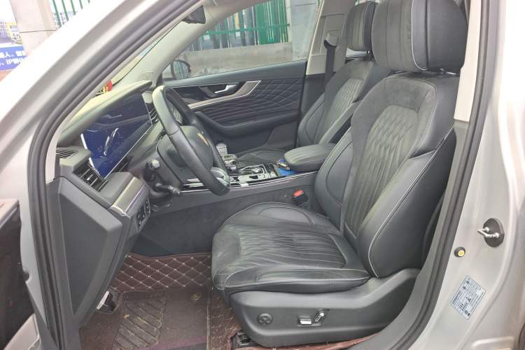 Used Hongqi HS5 2022 Revised Version 2.0T Smart Connect Flagship Edition
