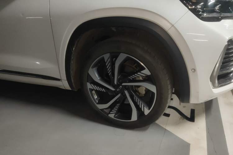 Used Geely Auto Monjaro L 2021 2.0TD DCT EVO Two-Wheel Drive Smart Luxury Version
