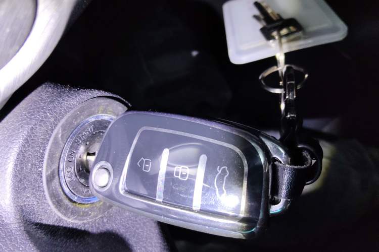 Used Geely Auto Vision X3 2017 1.5L Manual Luxury Model
