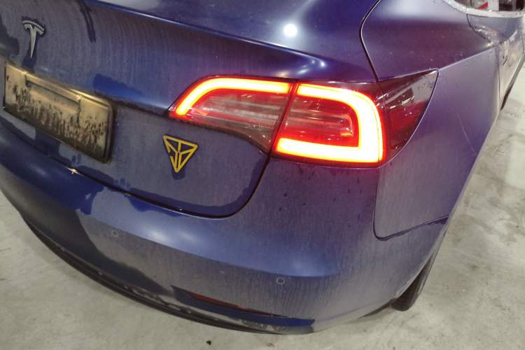 Used Tesla Model 3 2020 Refreshed Version Long-Range Rear-Wheel Drive Right Rear Taillight