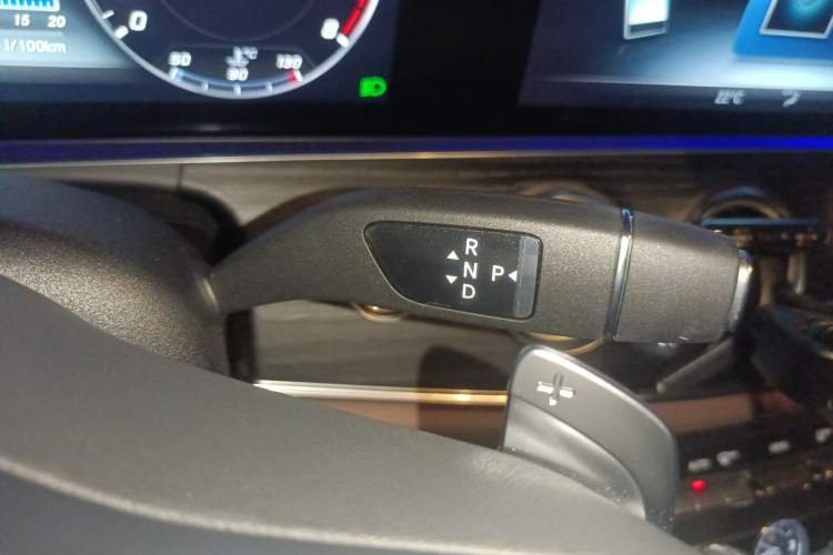 Used Mercedes-Benz E-Class 2020 E 300 L Sporty and Stylish Model