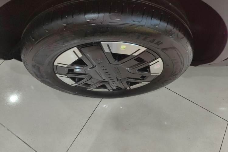 Used Ford Bronco 2026 Model Long Beach Range-Extended Version Left Front Wheel Hub