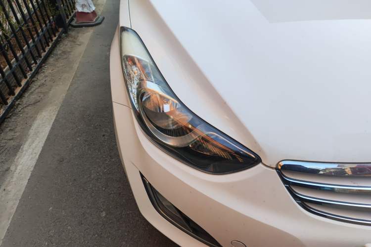 Used Hyundai Elantra (5th Generation / Langdong) 2012 1.6L Manual Leading Model