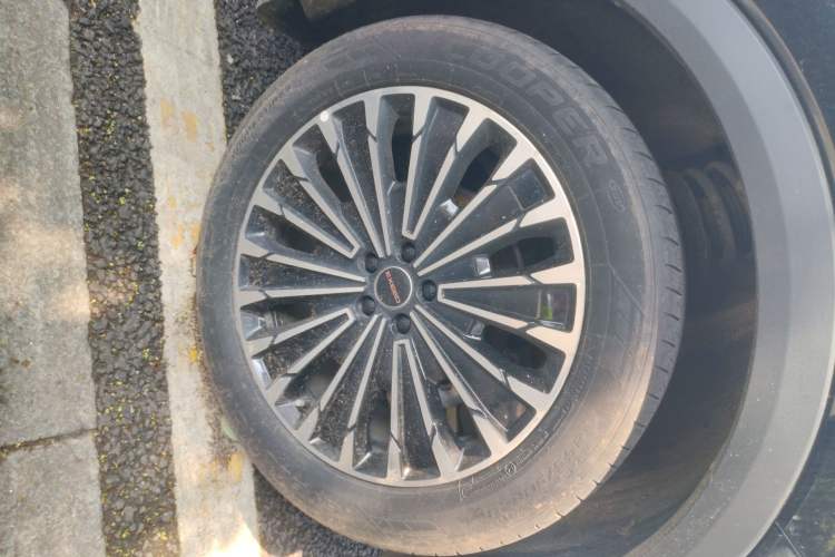 Used EXEED Stellar 2023 400T Four-Wheel Drive Premium Flying Fish Edition Right Front Wheel Hub