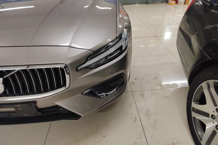 Used Volvo S60 2021 T4 Zhiyi Luxury Edition