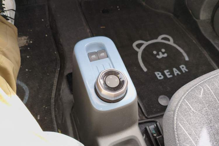 Used Geely Galaxy Panda 2023 Panda Mini 200km Dynamic Bear
