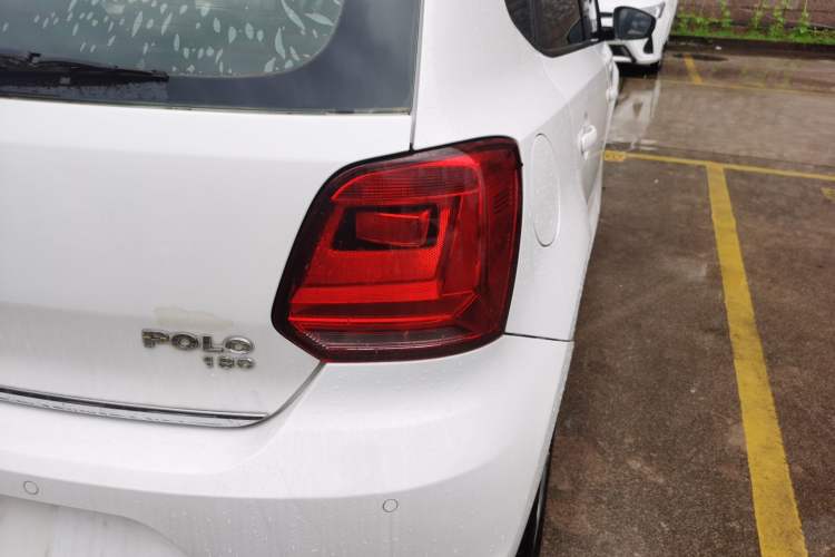 Used Volkswagen Polo 2014 1.6L Automatic Luxury Edition