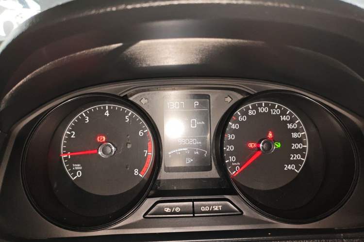 Used Volkswagen Lavida 2019 Lavida Start 1.5L Automatic Trendy Version China VI Standard Instrument Cluster