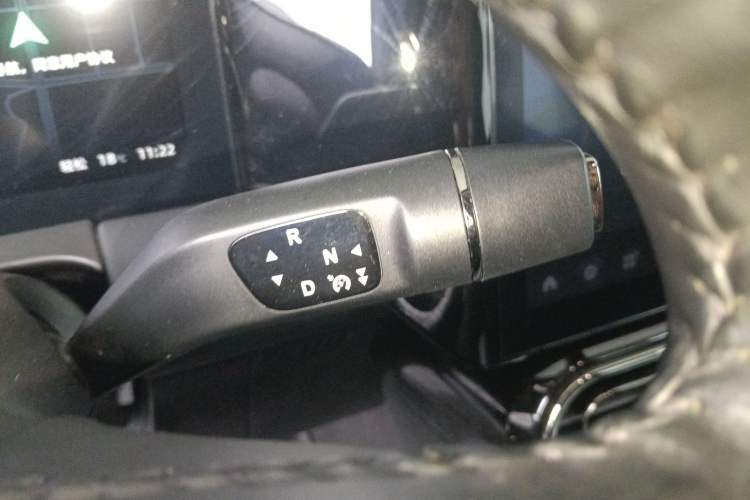 Used Leapmotor C11 2021 Luxury Edition Gear Lever