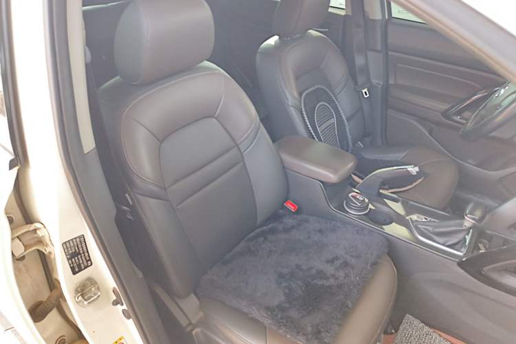 Used GAC Trumpchi GS4 2017 200T G-DCT Two-Wheel Drive Elite Edition