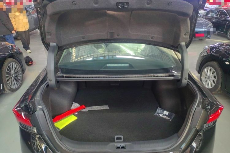 Used Nissan Teana 2025 Model 2.0L XL-TLS Enjoyment Edition
