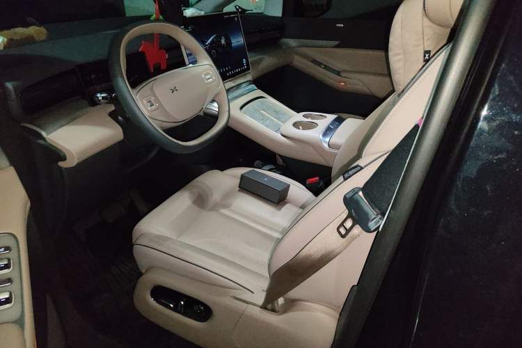 Used XPeng X9 2024 610 Long-Range Pro
