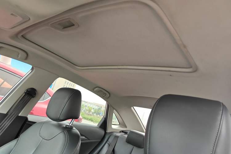 Used Buick GT 2021 1.3T Automatic Mild Hybrid Elite Version Headliner