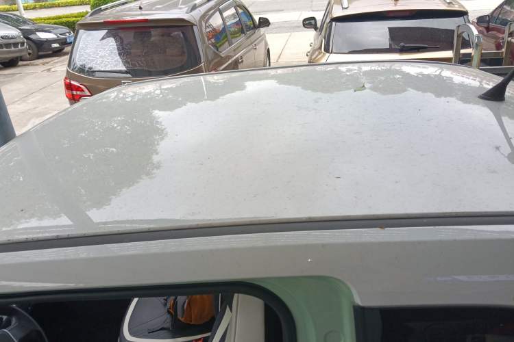 Used Wuling Hongguang MINIEV 2021 Macaron Fashion Model Lithium Iron Phosphate Roof