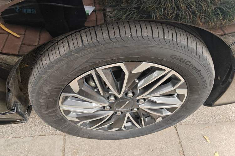 Used SAIC MAXUS G20 2019 First Edition 2.0T Automatic Luxury Executive Version China V Standard